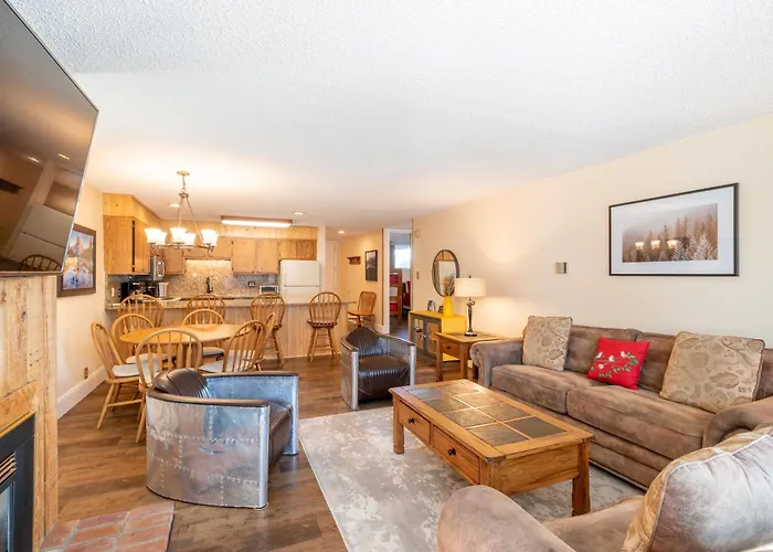 Snowbridge Square 107 Holiday home